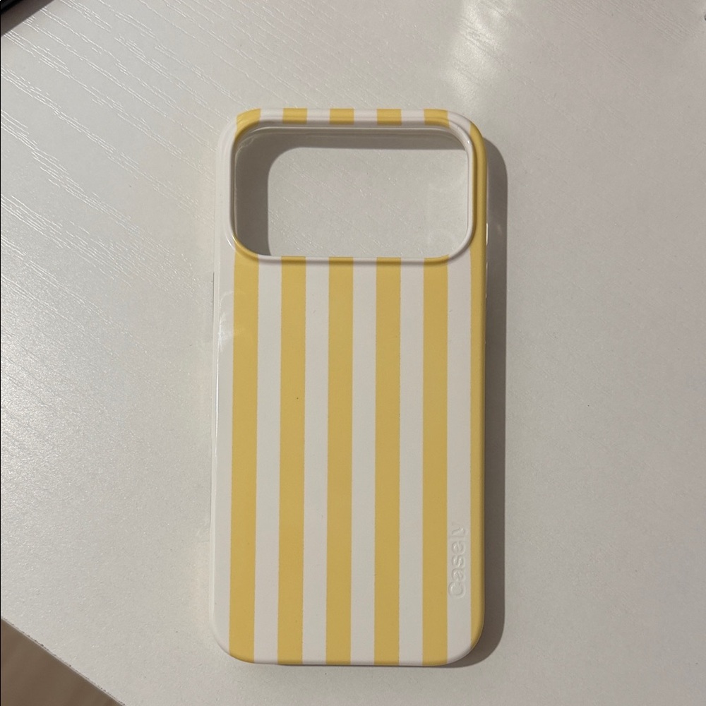Casely IPhone 17 pro max yellow stripes case
